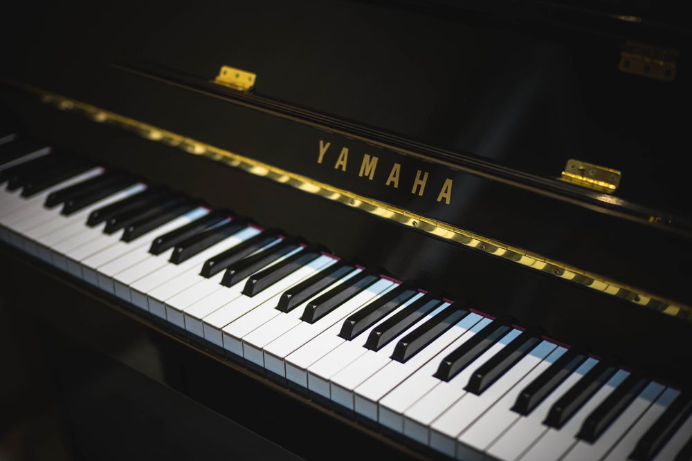 Upright piano keyboard